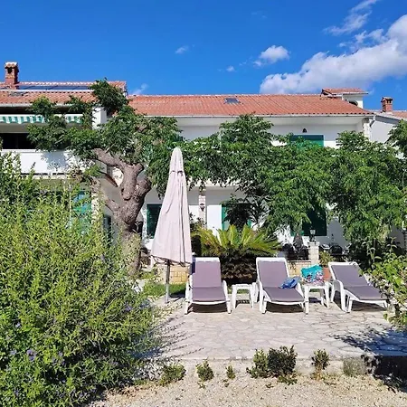 Appartamento By The Sea Barbat, Rab - 22424 Rab Town